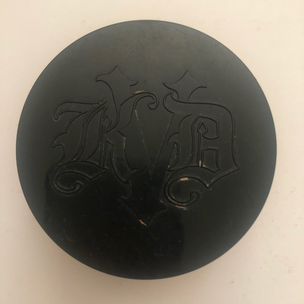 Kat Von D translucent setting powder